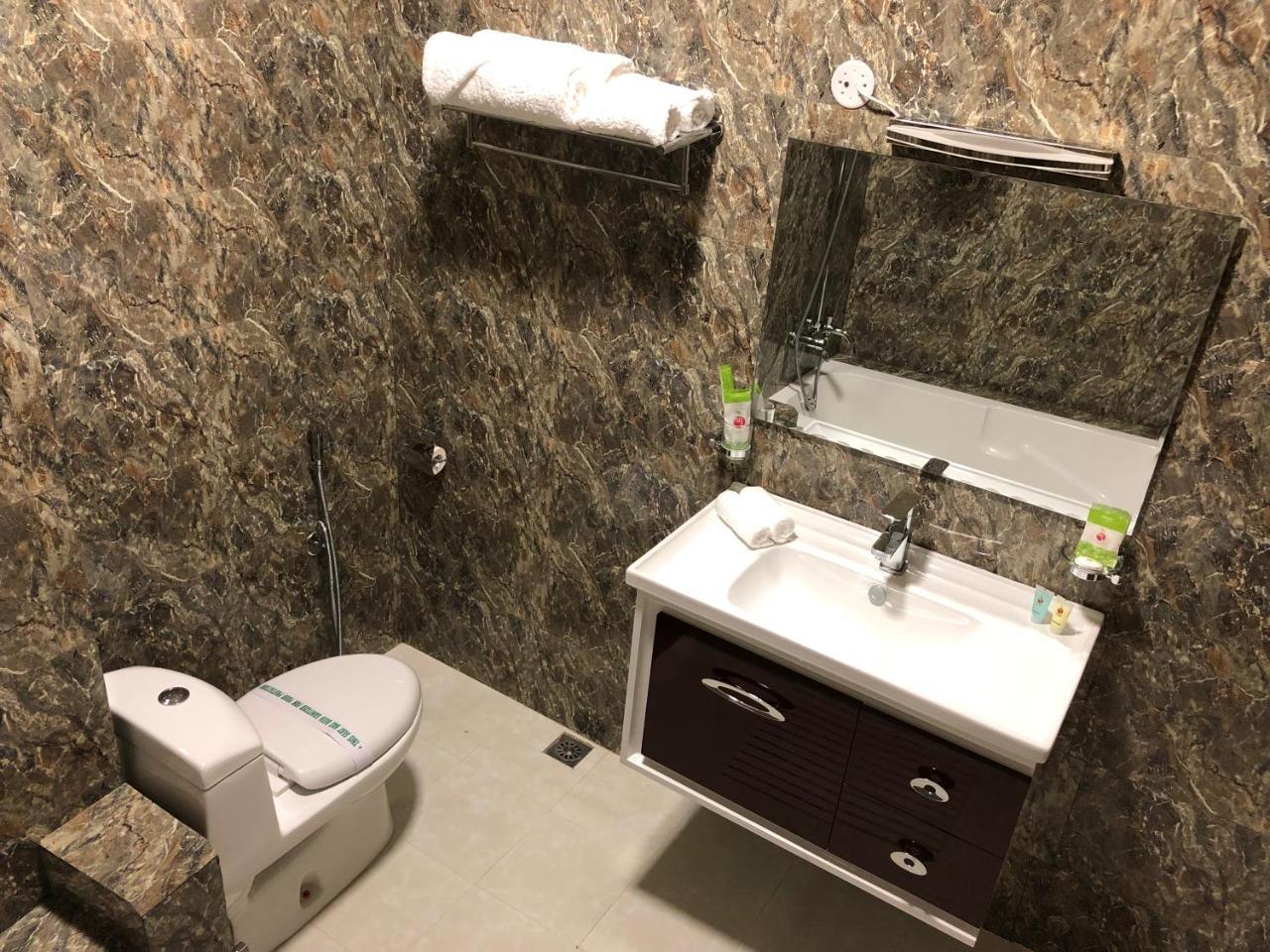 פונטשולינג Legphel Hotel מראה חיצוני תמונה